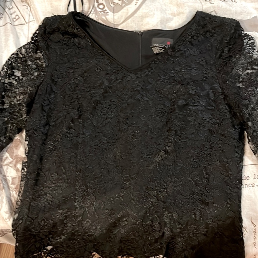 Scarlett Lace Blouse! Perfect for that special occasion.